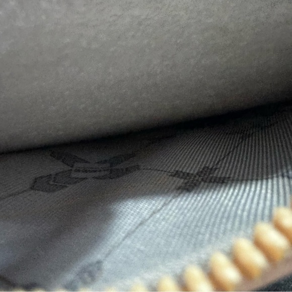 NWOT Aimee Kestenberg Leather Wristlet “Saturdays are for the girls” - Picture 3 of 6